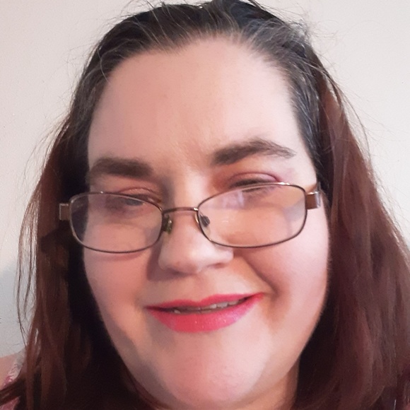 Meet your Posher, Renee - Picture 1 of 1